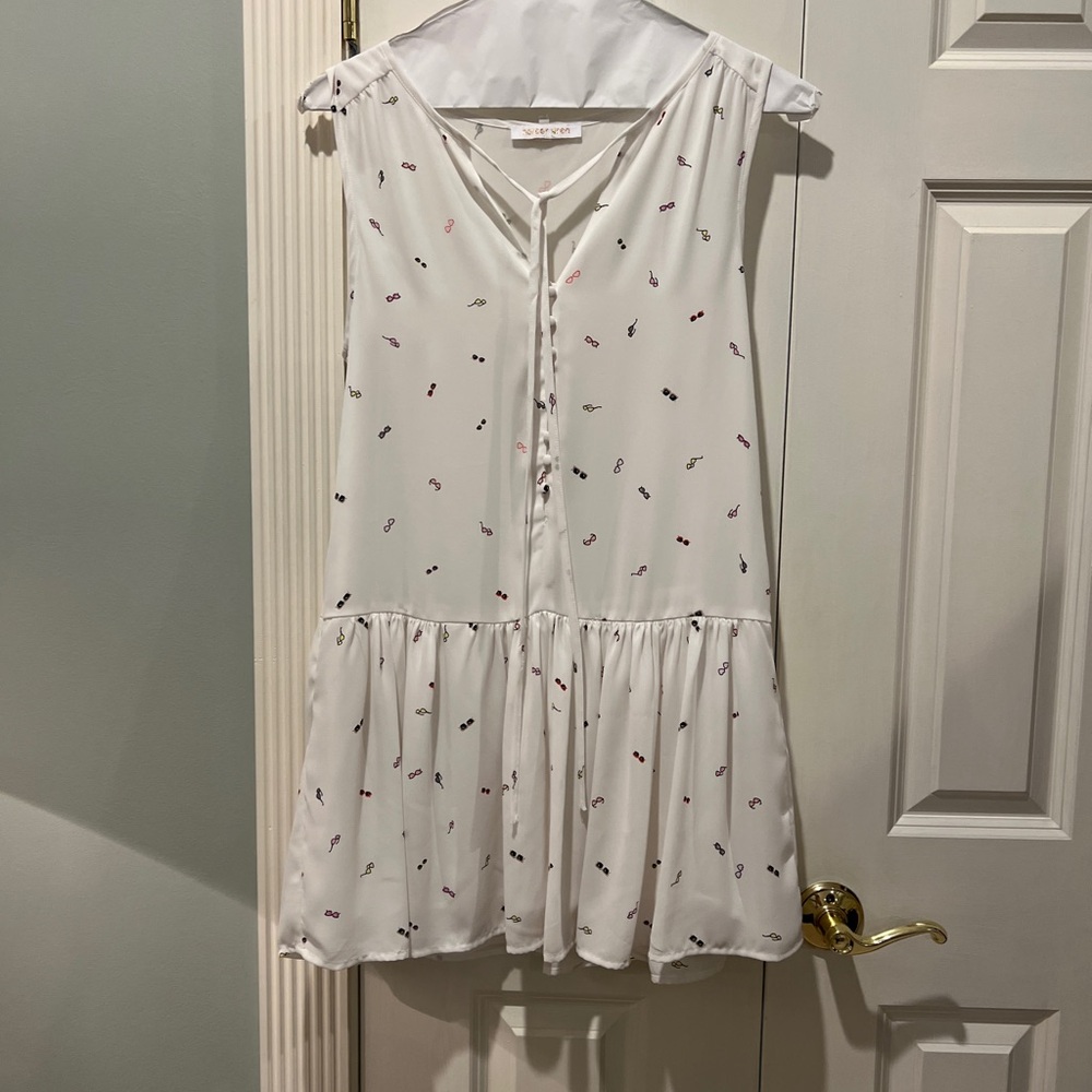 Beach coverup dress with skirt bottom and lining. Harper Evan M 100% polyester